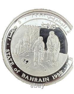 1998 BAHRAIN 5D SILVER PROOF RARE with COA and box 5 Dinars AH1418 UNICEF