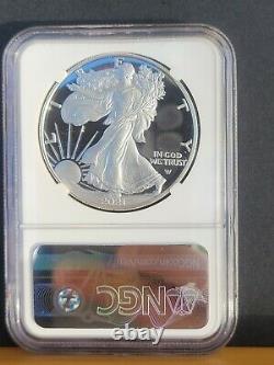 % 2021 S Ngc Pf70 Silver Eagle Type 2 Landing T2 Reverse Up Front, Showing S