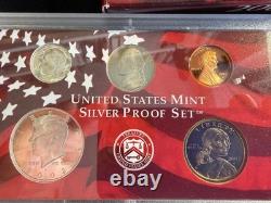 GORGEOUS MINT CONDITION 2002 US Mint SILVER Proof Set 10 Coins